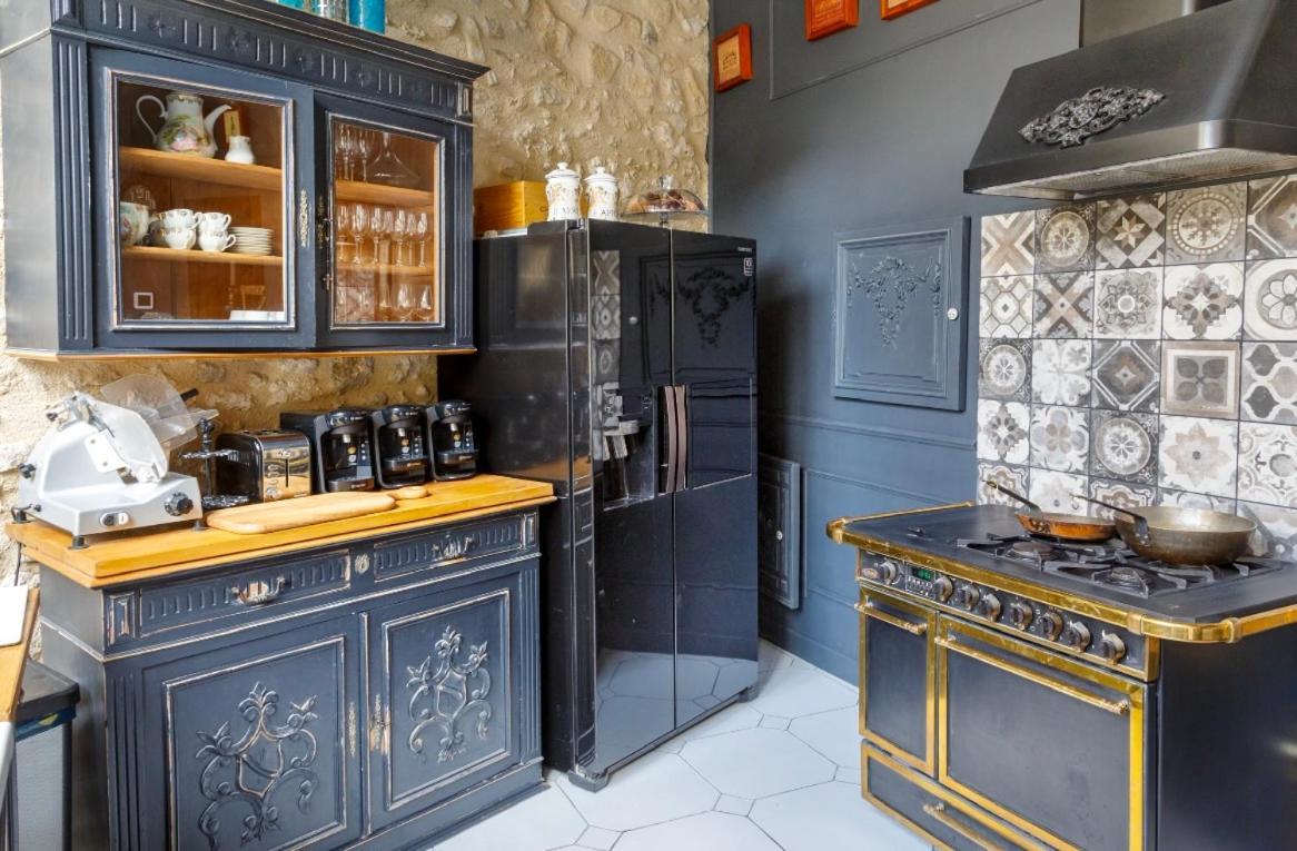 Le 215 Gambetta Boutique Hotel En Provence Clavaillan Exterior foto