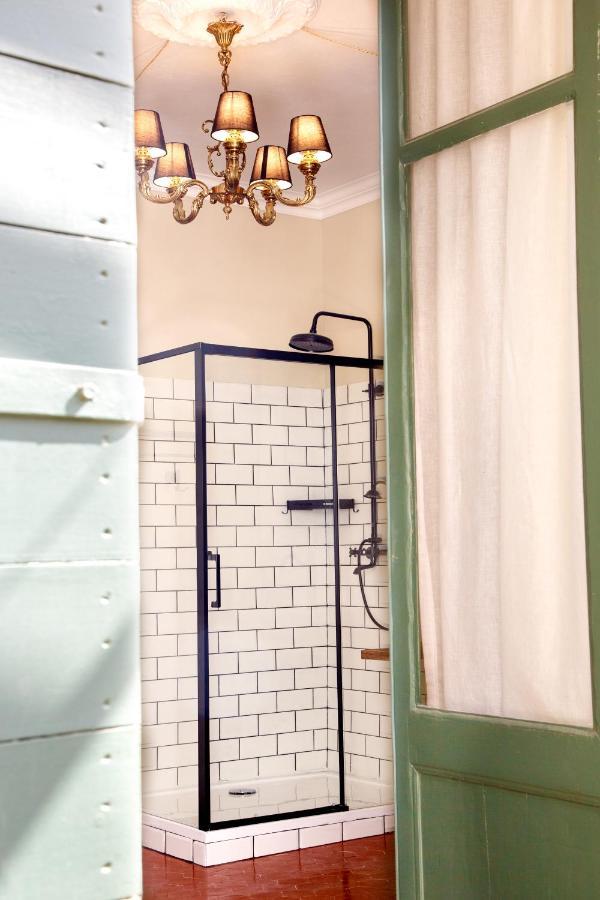 Le 215 Gambetta Boutique Hotel En Provence Clavaillan Exterior foto
