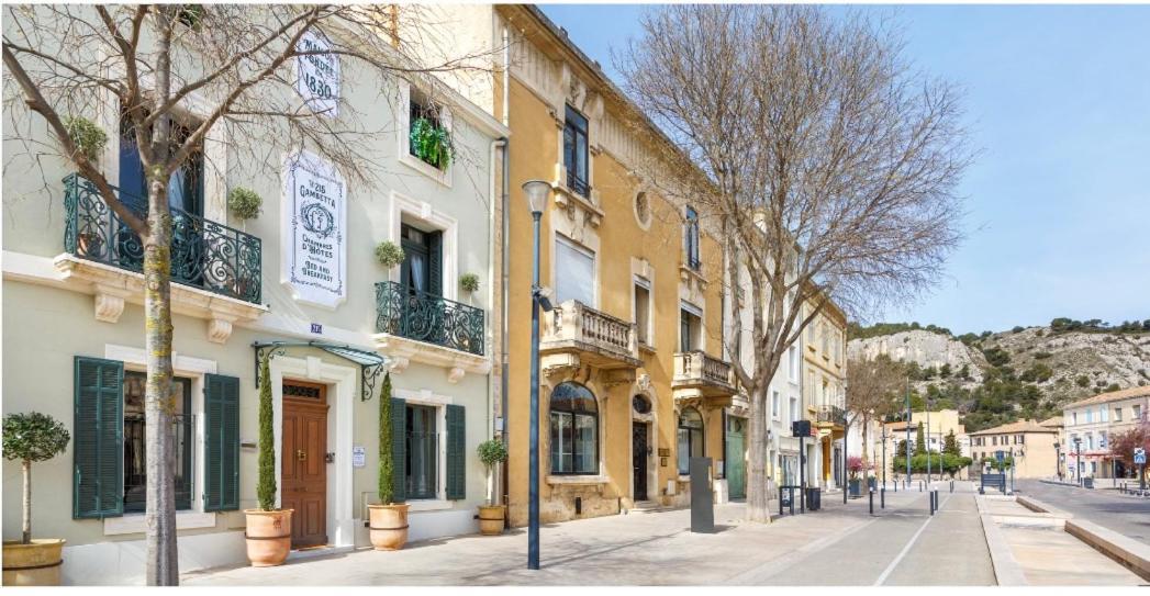 Le 215 Gambetta Boutique Hotel En Provence Clavaillan Exterior foto